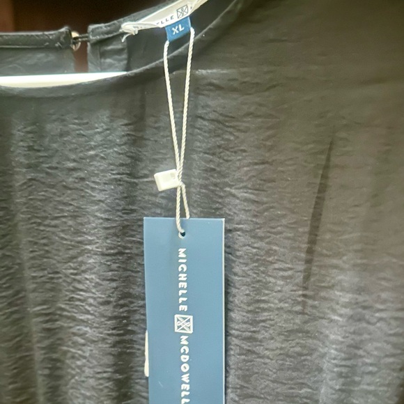 Chic Black Long Sleeve Dress - Picture 4 of 5